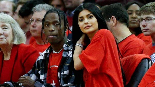 Kylie Jenner και Travis Scott κάνουν την πρώτη τους κοινή έξοδο μετά την γέννηση της Stormi! (ΦΩΤΟ)