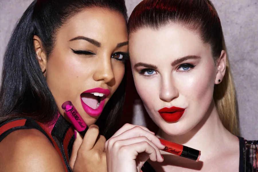κραγιόν για τα χείλη από την wet n wild