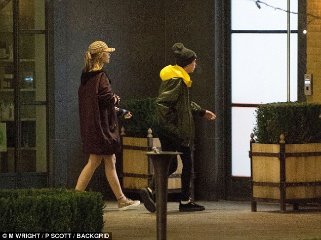 Cara Delevingne και η Paris Jackson