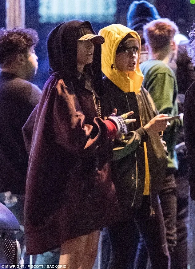 Cara Delevingne και η Paris Jackson