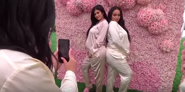 Kylie Jenner γέννησε