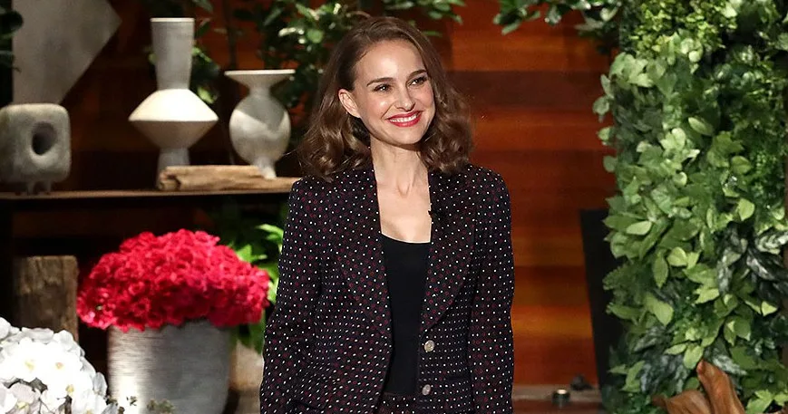 Natalie Portman έχασε στοίχημα από την Ellen GeDeneres