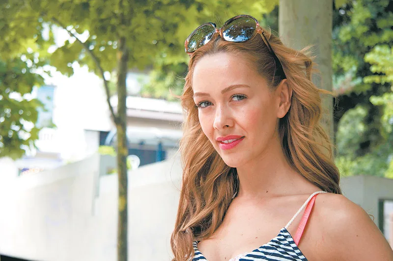 Emine Yesir, το δεξί χέρι του Acun Ilicali, είχε περπατήσει στο Madwalk 2016!
