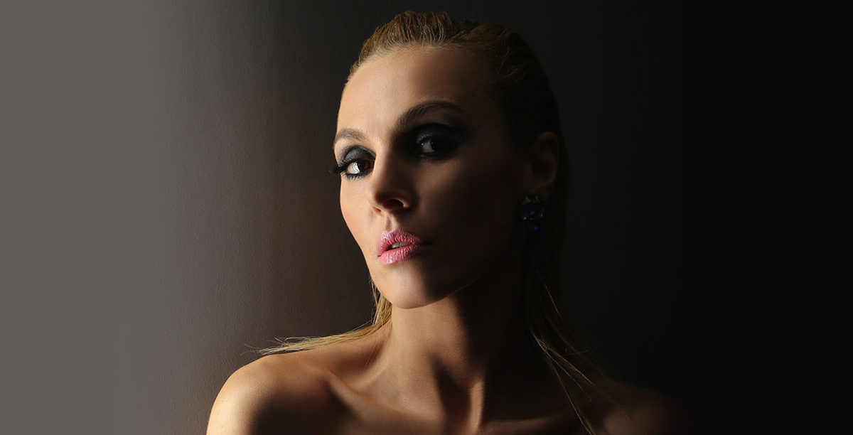 ”Πες μου αν τολμάς”: Σ’ αυτό το video clip η Τάμτα εμφανίζεται ολόγυμνη!