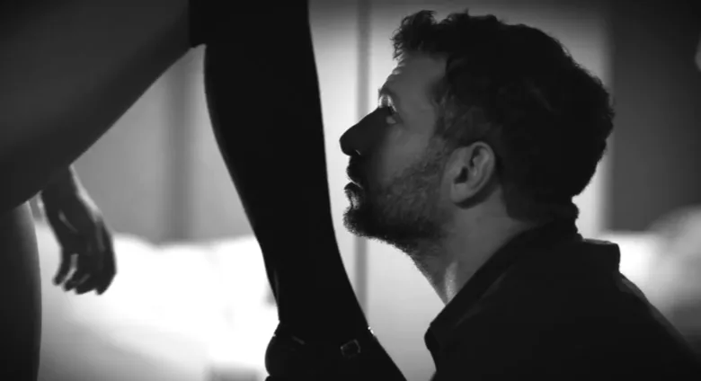 ακατάλληλο βιντεοκλίπ με πρωταγωνιστή τον Γιώργο Χρανιώτη