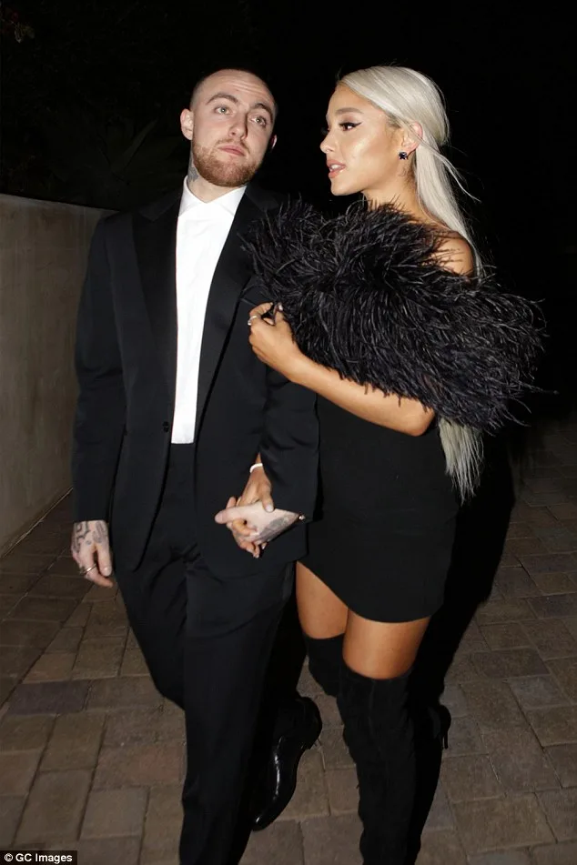 Ariana Grande έκανε την πρώτη της δημόσια εμφάνιση