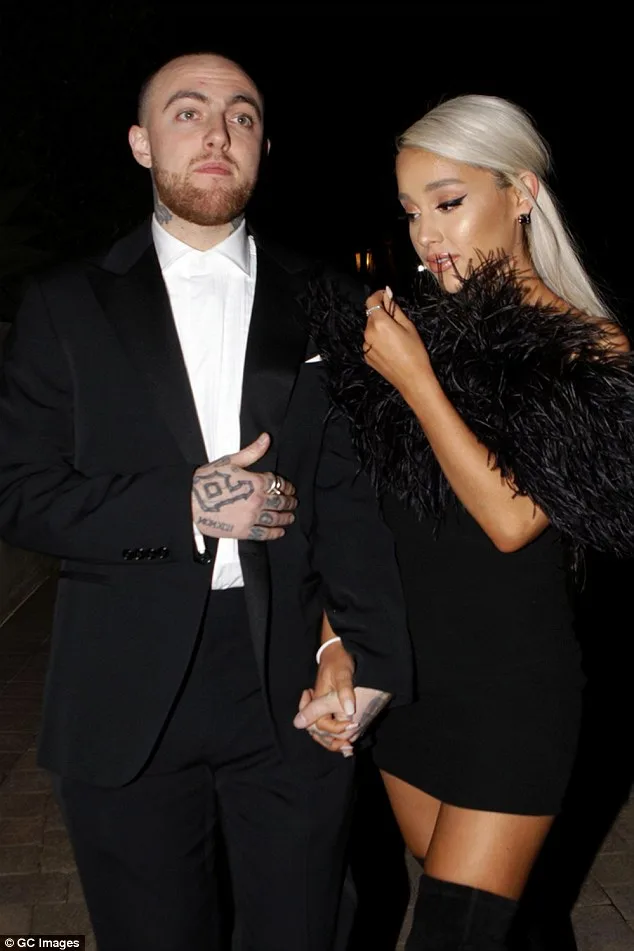Ariana Grande έκανε την πρώτη της δημόσια εμφάνιση