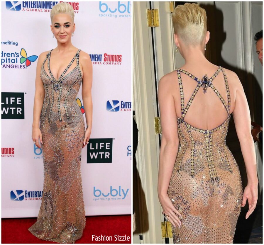 Katy Perry ξύρισε το κεφάλι της