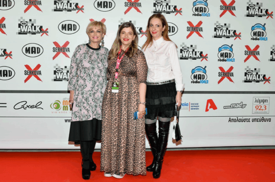 Η Ρεγγίνα Κουρή στο κόκκινο χαλί του MadWalk 2018 by Serkova.