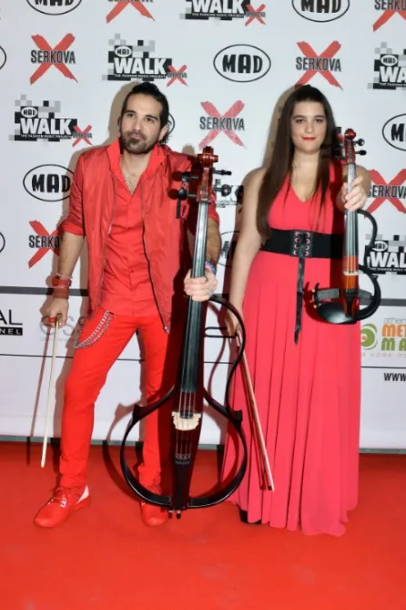 Οι Sting Demons στο κόκκινο χαλί του MadWalk 2018 by Serkova.