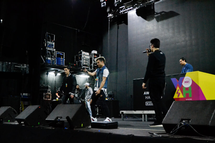 backstage φωτογραφίες από το WOAH Fest