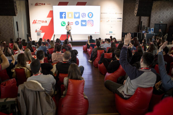 Το Youth Empowered διευρύνεται προσφέροντας νέες δεξιότητες και περισσότερες ευκαιρίες απασχόλησης