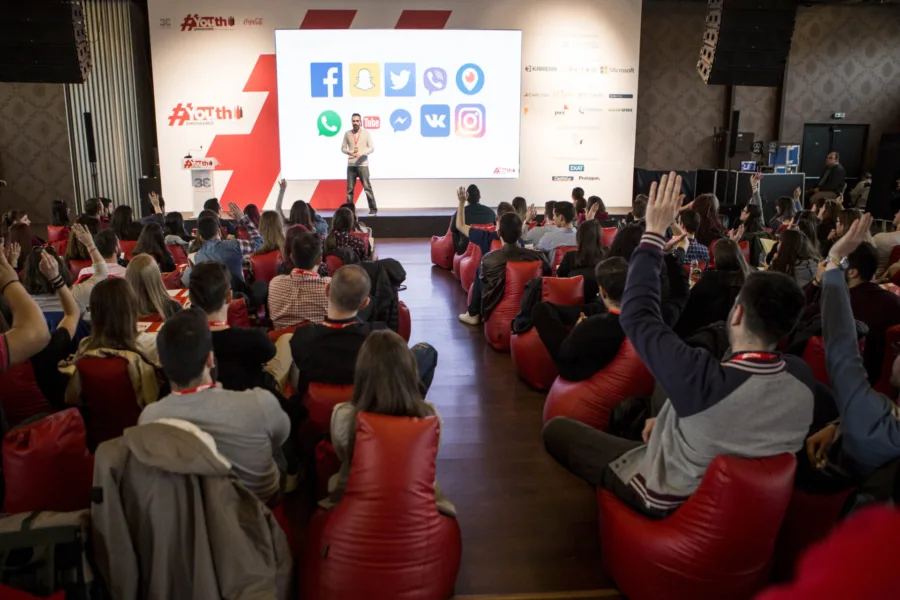 Youth Empowered διευρύνεται