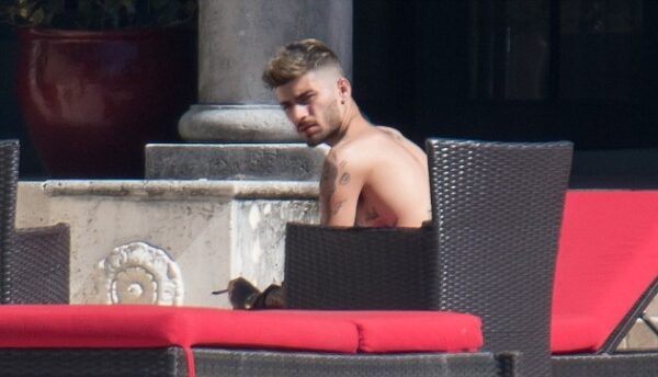ΦΩΤΟ: Η πρώτη εμφάνιση του Zayn μετά τον χωρισμό του από τη Gigi Hadid!