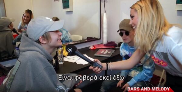 Δείτε το backstage video του WOAH! – Οι καλλιτέχνες του line-up και ο Noz στα παρασκήνια του πιο awesome μουσικού φεστιβάλ