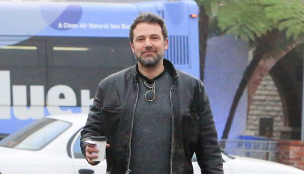 Κι όμως, o Ben Affleck έχει ένα τεράστιο πολύχρωμο τατουάζ στην πλάτη!