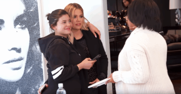 Η Kim Kardashian σύστησε την παρένθετη μητέρα στην οικογένειά της! Τι εντυπώσεις είχαν;