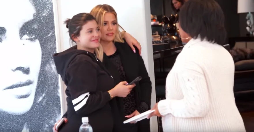 Kim Kardashian σύστησε την παρένθετη μητέρα στην οικογένεια της