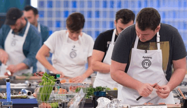 #MasterChefGR σπόιλερ: Εκτός διαγωνισμού το μεγαλύτερο φαβορί; 😱