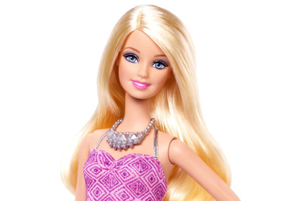 Κι όμως, η Barbie έχει επίθετο (και δεν είναι το Doll)