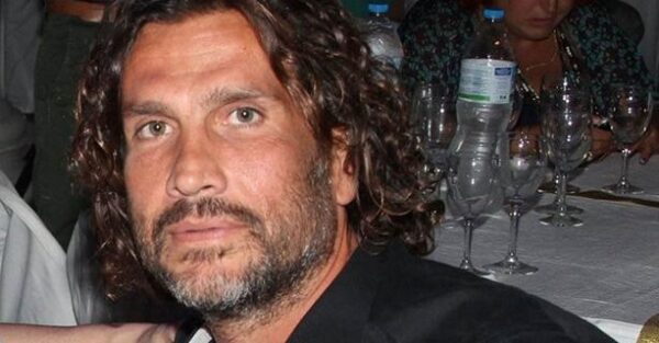 Δείτε τη νέα καλλονή σύντροφο του Κώστα Κοκκινάκη (Φώτο)