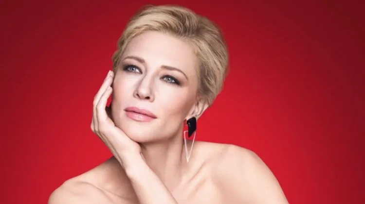 celebrities με τις πιο περίεργες "θεραπείες" ομορφιάς