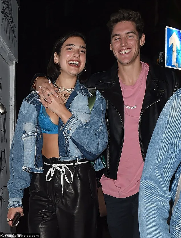 Dua Lipa και ο Isaac Carew