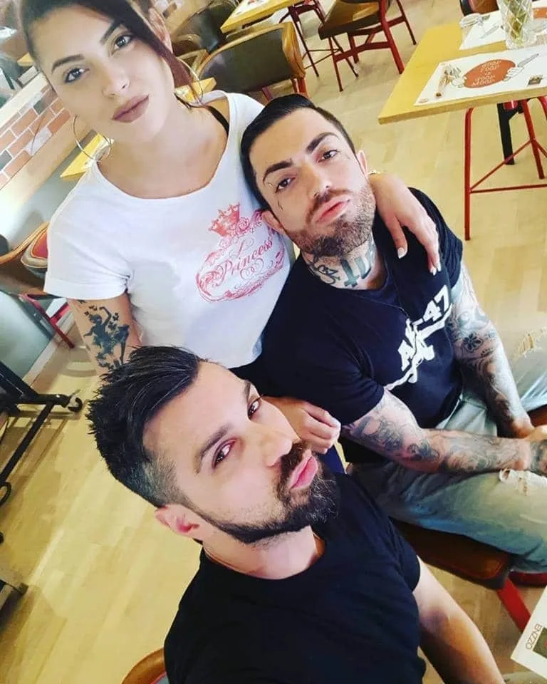 Αλεξάνδρα του Power Of Love έχει σχέση με γνωστό τραγουδιστή