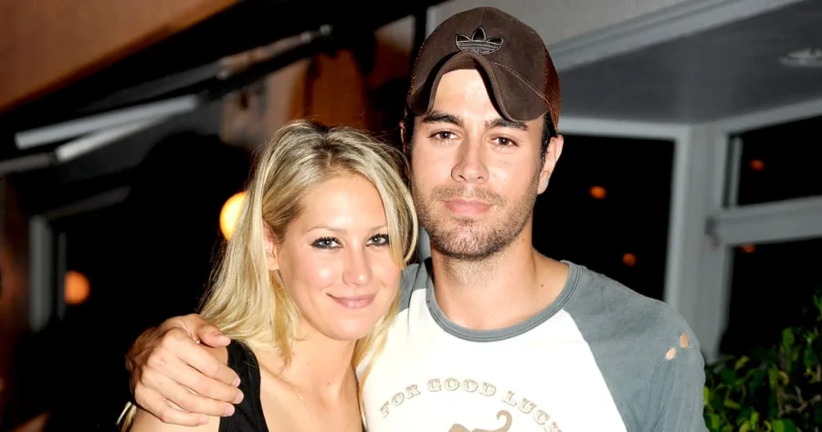Η Anna Kournikova χορεύει μαζί με την αξιολάτρευτη κορούλα της