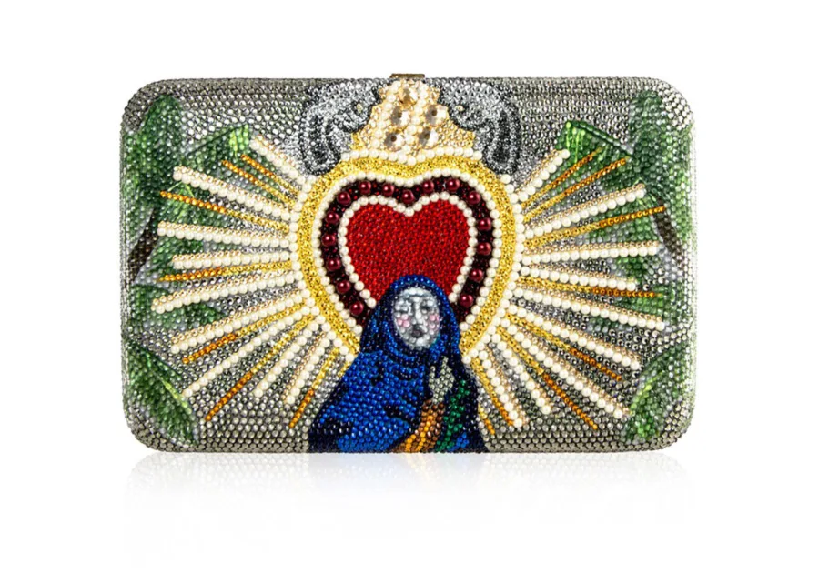 Κεντημένο τσαντάκι clutch με θρησκευτική απεικόνιση και καρδιά από κρύσταλλα.