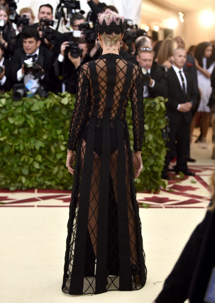 Οι πιο σέξυ εμφανίσεις στο Met Gala 2018