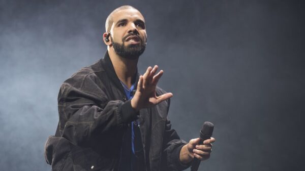Ο Drake έχει κάνει παιδί με μια πρώην πορνοστάρ και το κρύβει; 😱