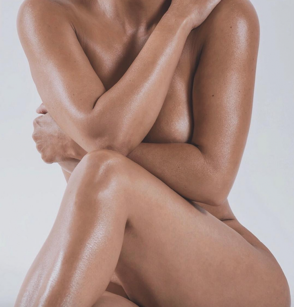 celebrities που τόλμησαν να ανεβάσουν στο Instagram nude φωτογραφίες τους