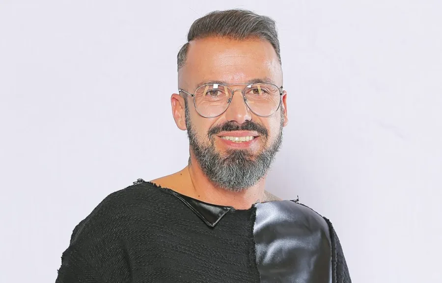 Νίκος του #PowerOfLoveGR πριν 20 χρόνια