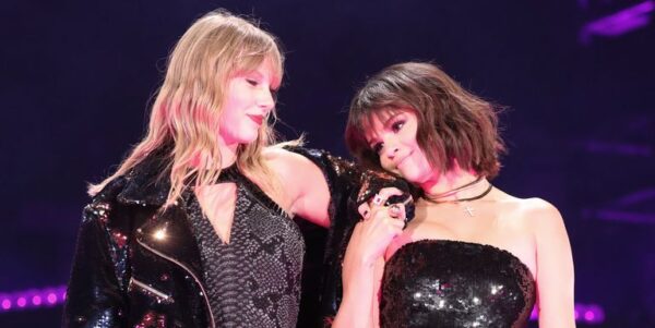 Και ξαφνικά η Selena Gomez εμφανίστηκε στη συναυλία της Taylor Swift και έκαναν ντουέτο επί σκηνής!
