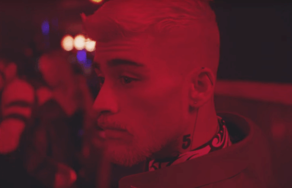 Ο Zayn Malik έχει σχέση με μια στρίπερ στο νέο του βίντεο κλιπ για το τραγούδι «Entertainer»