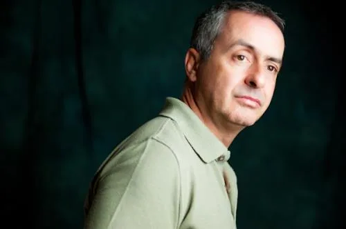 πόσα λεφτά παίρνει το χρόνο ο ηθοποιός Περικλής Λιανός