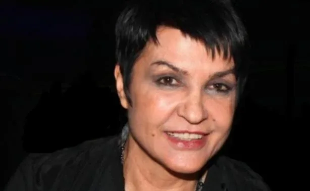 7 Έλληνες celebrities που έφυγαν για το εξωτερικό