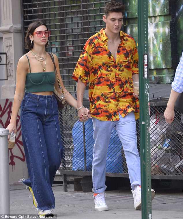Dua Lipa και ο σεφ σύντροφος της