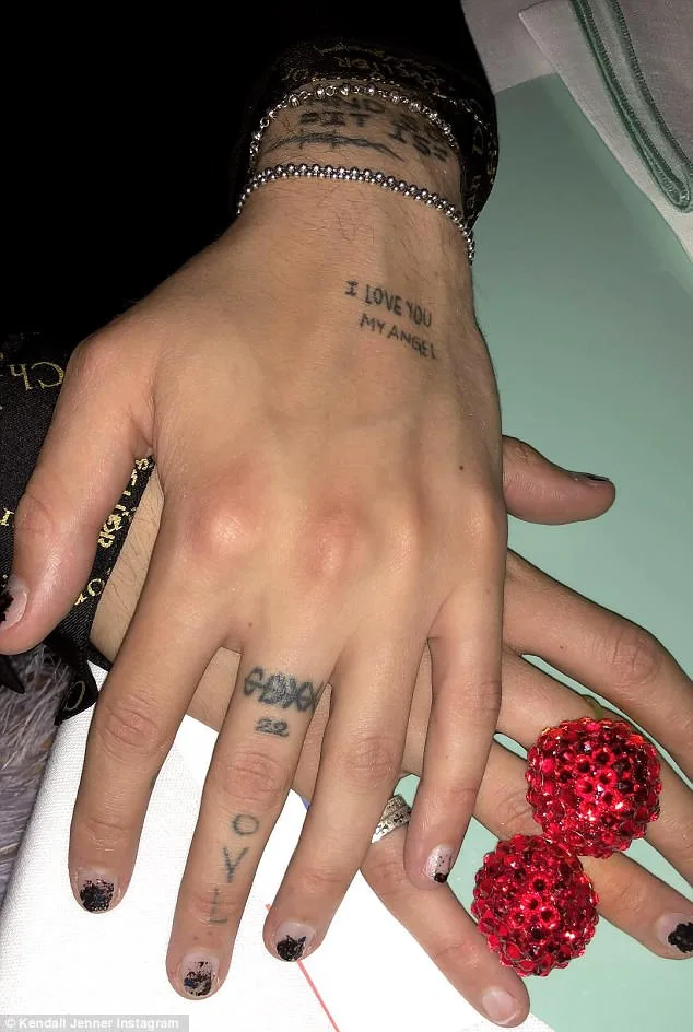 Kendall Jenner με τον αδερφό της Gigi