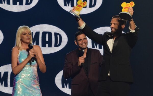 Ο Κωνσταντίνος Αργυρός έκανε “Λιώμα” τα Mad Video Music Awards 2018 by Coca-Cola and McDonald’s!