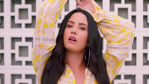 Η Demi Lovato πάει “Solo” σε μια συνεργασία με τους Clean Bandit