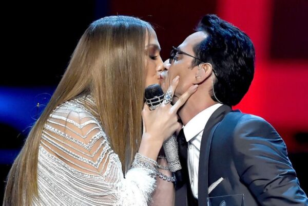 Η Jennifer Lopez με τον πρώην και τον νυν σύντροφό της (!) σε ρεσιτάλ χορού της κόρης της