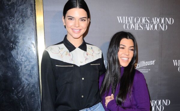Η Kourtney είναι ακόμα μια από τις Kardashian που κατηγορείται ότι έκανε κακό Photoshop!