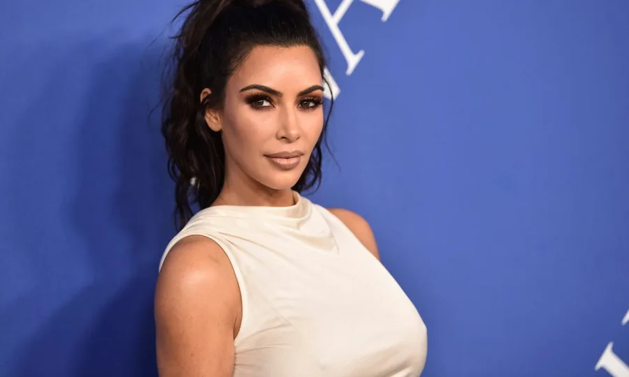 Kim Kardashian και CEO του Twitter