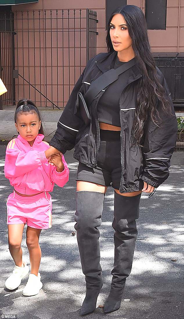 North West έγινε Ariana Grande