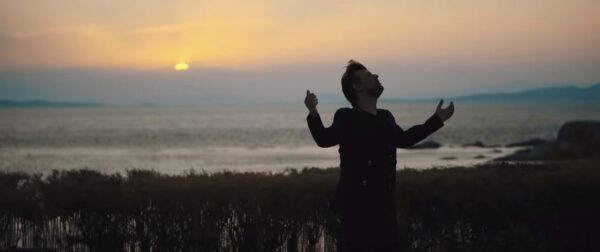 “Θέλω να σε ξαναδώ”: Κυκλοφόρησε το video clip για την επιτυχία του καλοκαιριού!