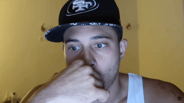 Ο YouTuber Arva μιλά για τη φωτιά που έκαψε το σπίτι του στο Μάτι σε ένα συγκινητικό βίντεο