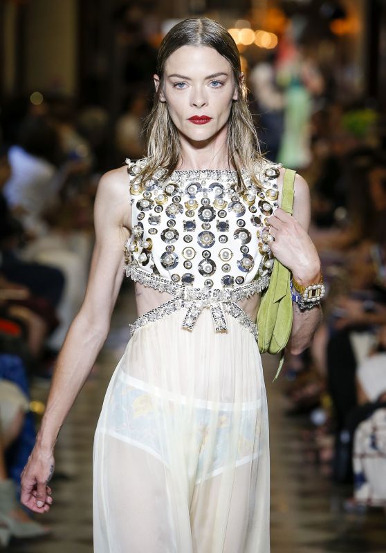 πασαρέλα της Miu Miu