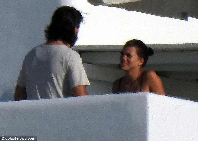 Sofia Richie και ο Scott Disick ήρθαν στη Μύκονο